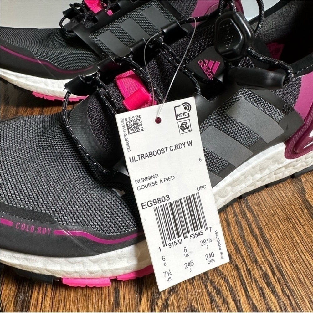 NWT Adidas Women's Ultraboost Winter C.Rdy Shoes EG9803 Black Purple - Picture 6 of 6